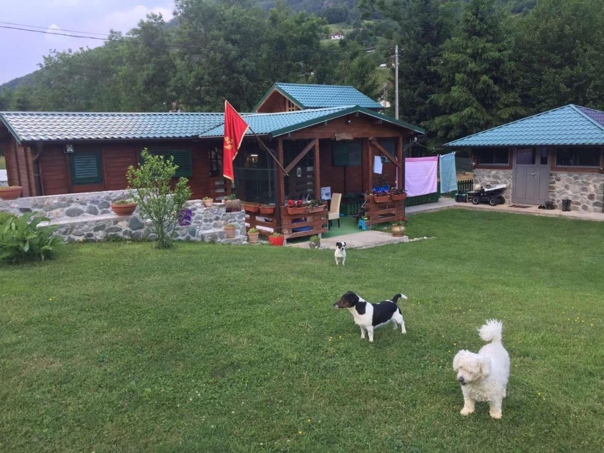 Cottage Ravna Rijeka บิเยโลโปลเย ภายนอก รูปภาพ