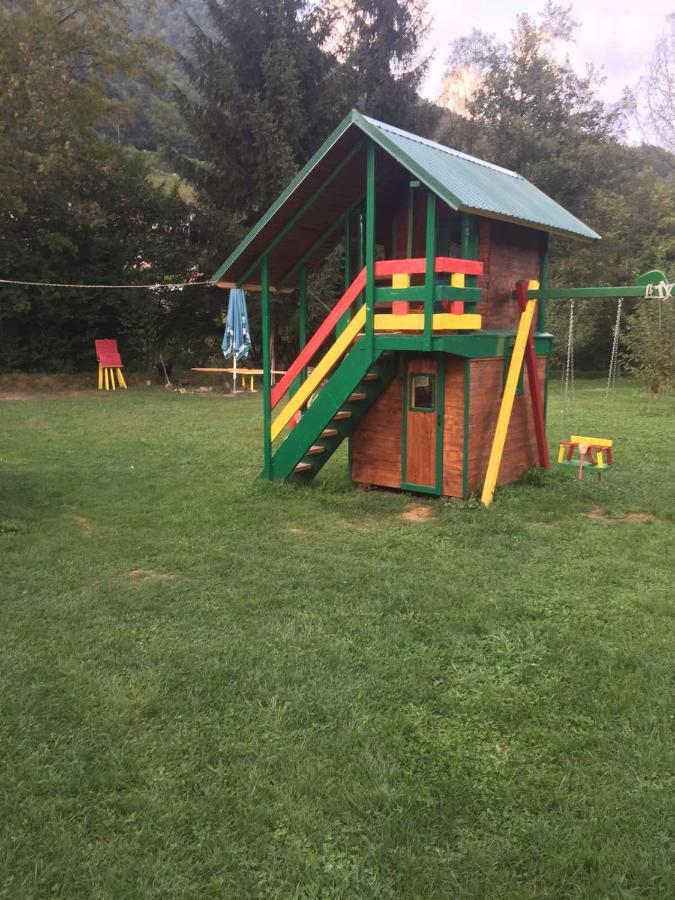 Cottage Ravna Rijeka บิเยโลโปลเย ภายนอก รูปภาพ